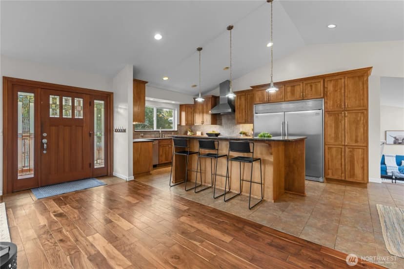 Property photo for 11086 25th Avenue Sw, Seattle photo 13