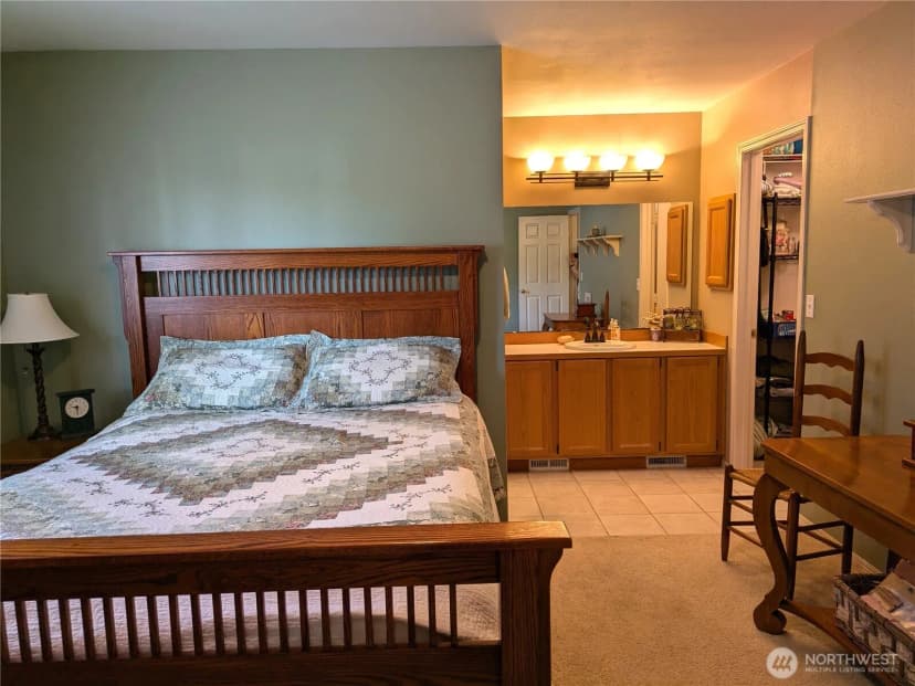 Property photo for 2416 82nd Drive Ne, Lake Stevens photo 19
