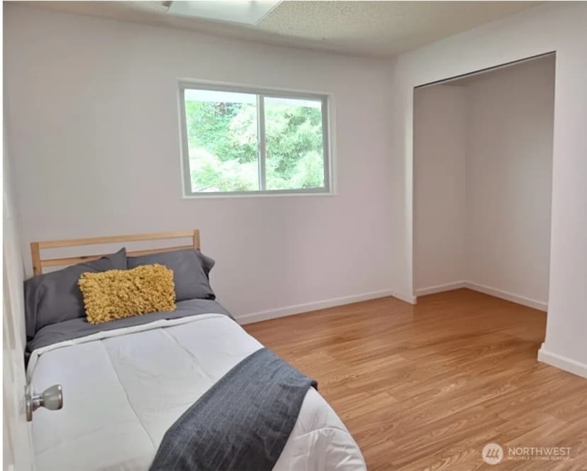 Property photo for 27439 141st Avenue Se, Kent photo 18