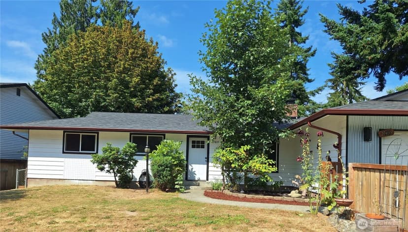 Property photo for 27439 141st Avenue Se, Kent photo 2