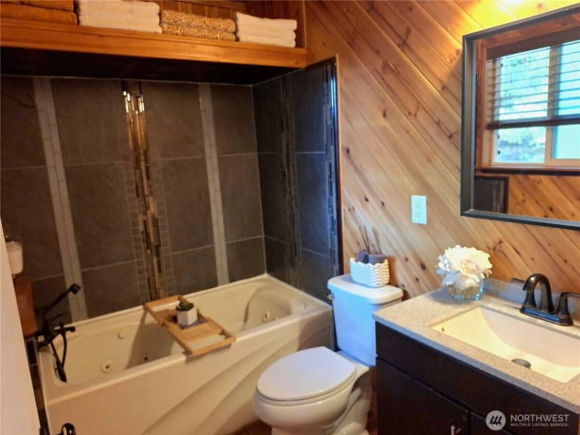 Property photo for 27439 141st Avenue Se, Kent photo 26