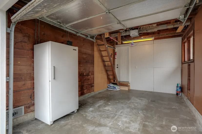 Property photo for 2602 Ne 133rd Street, Seattle photo 36