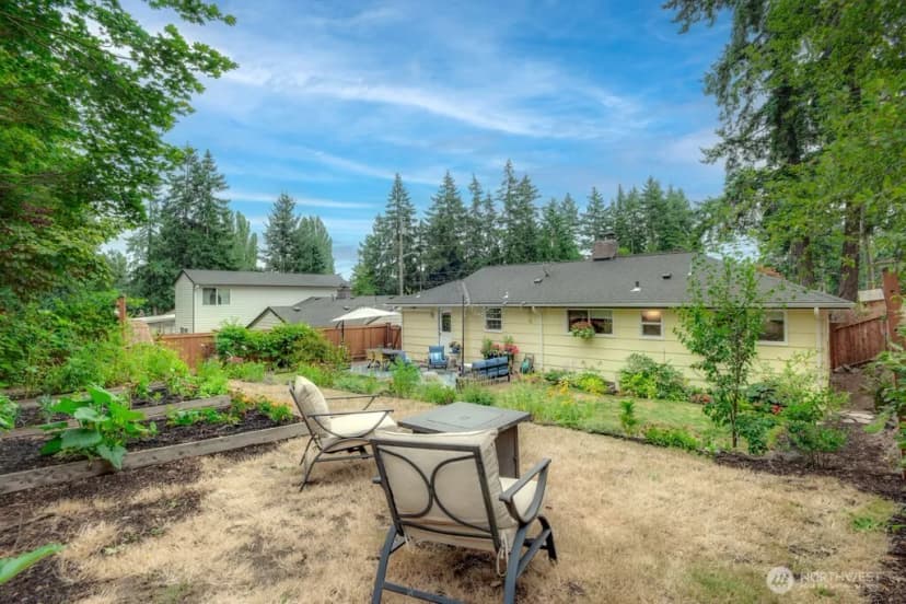 Property photo for 2602 Ne 133rd Street, Seattle photo 34
