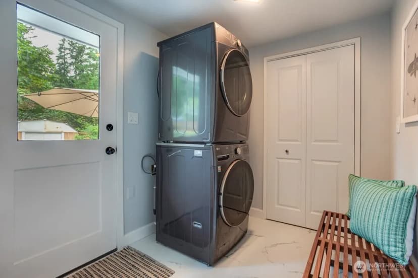 Property photo for 2602 Ne 133rd Street, Seattle photo 35