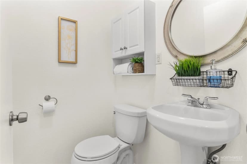 Property photo for 8523 Quinault Drive Ne, Olympia photo 12