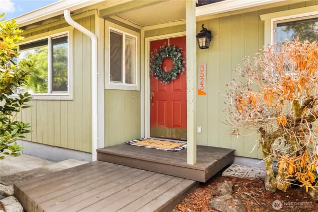 Property photo for 8523 Quinault Drive Ne, Olympia