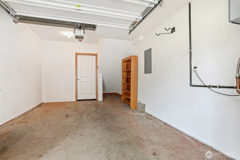 Property photo for 516 B N 46th Street, Seattle photo 24