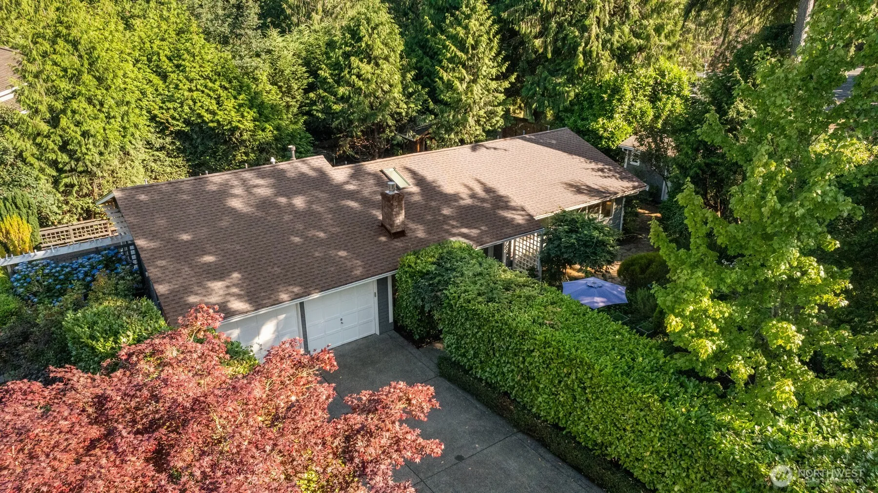 Property photo for 21647 Se 33rd Place, Sammamish photo 3