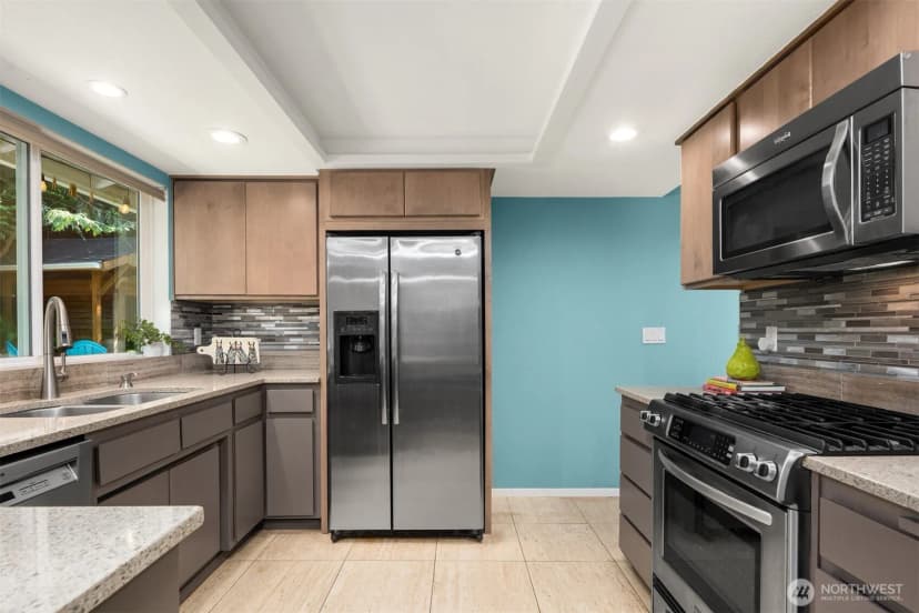 Property photo for 21647 Se 33rd Place, Sammamish photo 10