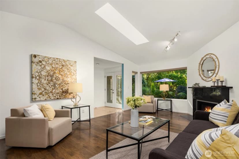 Property photo for 21647 Se 33rd Place, Sammamish photo 8