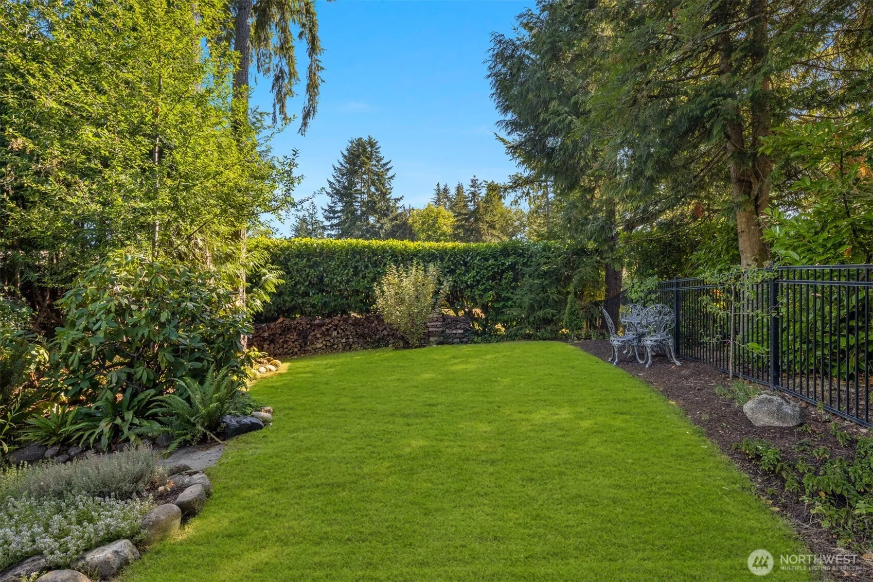Property photo for 21647 Se 33rd Place, Sammamish photo 35
