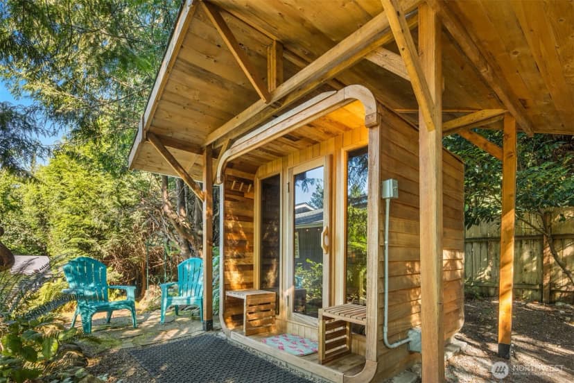 Property photo for 21647 Se 33rd Place, Sammamish photo 17