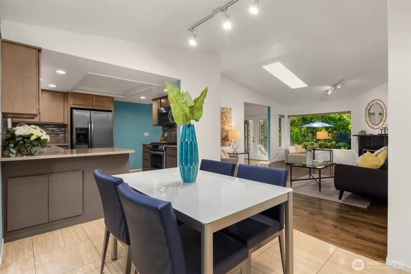 Property photo for 21647 Se 33rd Place, Sammamish photo 13