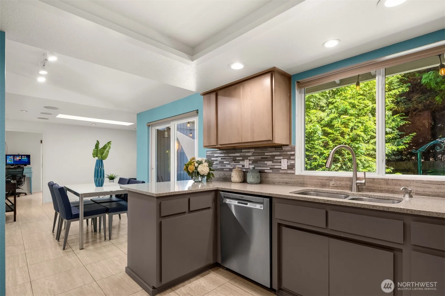 Property photo for 21647 Se 33rd Place, Sammamish photo 11