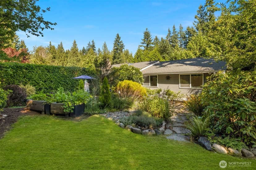 Property photo for 21647 Se 33rd Place, Sammamish photo 36
