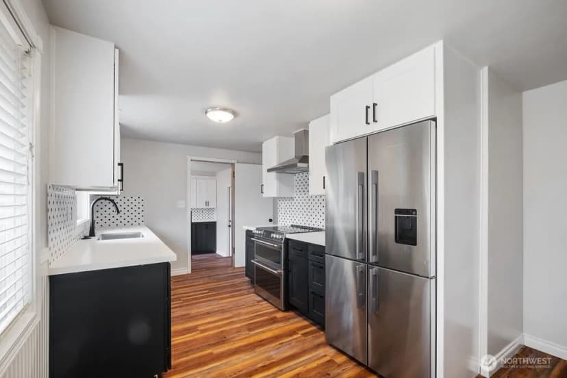 Property photo for 7814 28th Street W, University Place photo 13