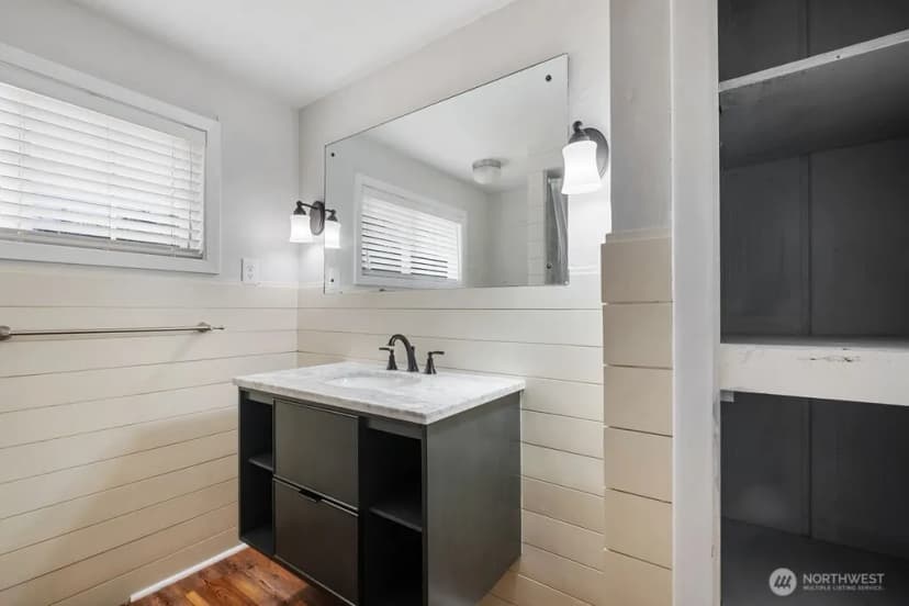 Property photo for 7814 28th Street W, University Place photo 16