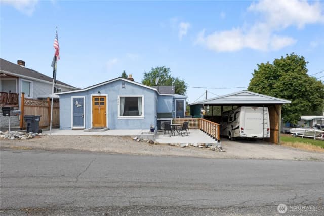 Property photo for 526 Wetzel Street, Grand Coulee photo 2