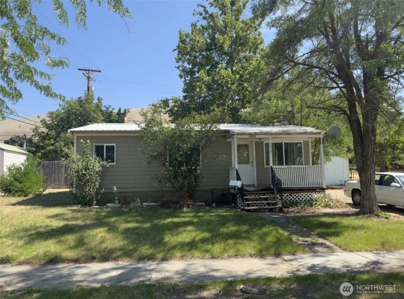 Property photo for 1013 Camas Street, Coulee Dam photo 15