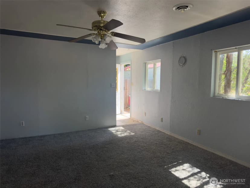 Property photo for 1013 Camas Street, Coulee Dam photo 7