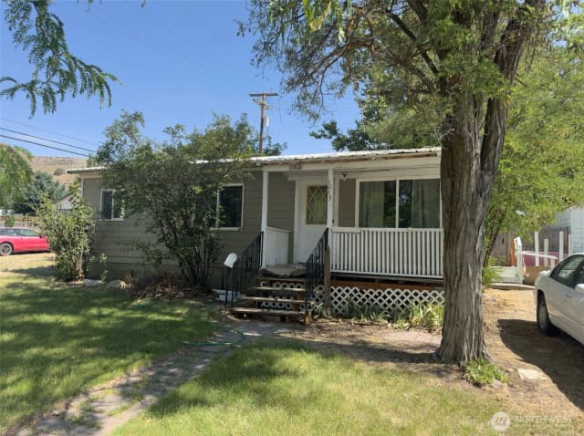 Property photo for 1013 Camas Street, Coulee Dam