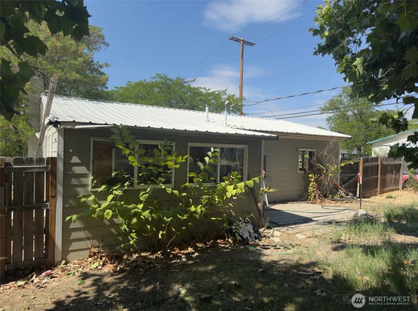 Property photo for 1013 Camas Street, Coulee Dam photo 17