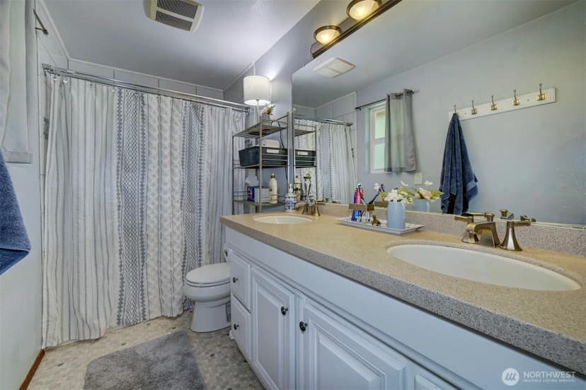 Property photo for 1700 Nw Marmot Ct, Silverdale photo 20