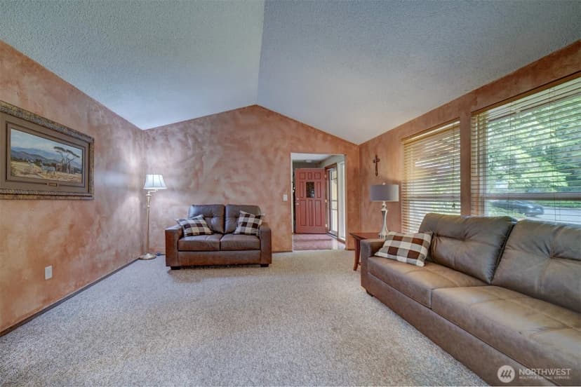 Property photo for 1700 Nw Marmot Ct, Silverdale photo 6