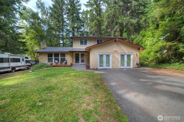 Property photo for 1700 Nw Marmot Ct, Silverdale