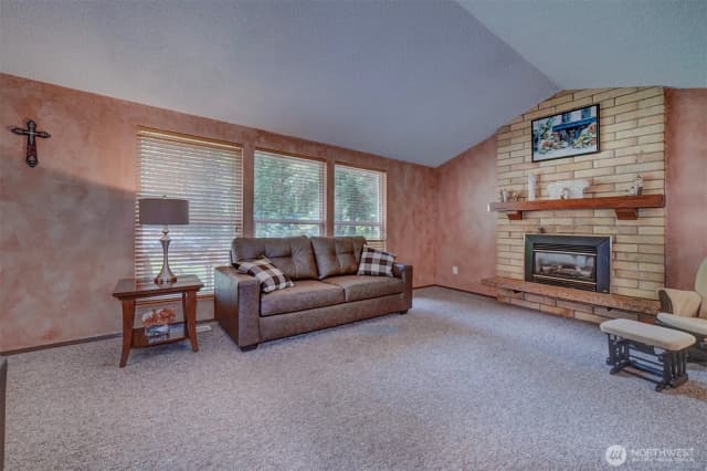 Property photo for 1700 Nw Marmot Ct, Silverdale photo 4