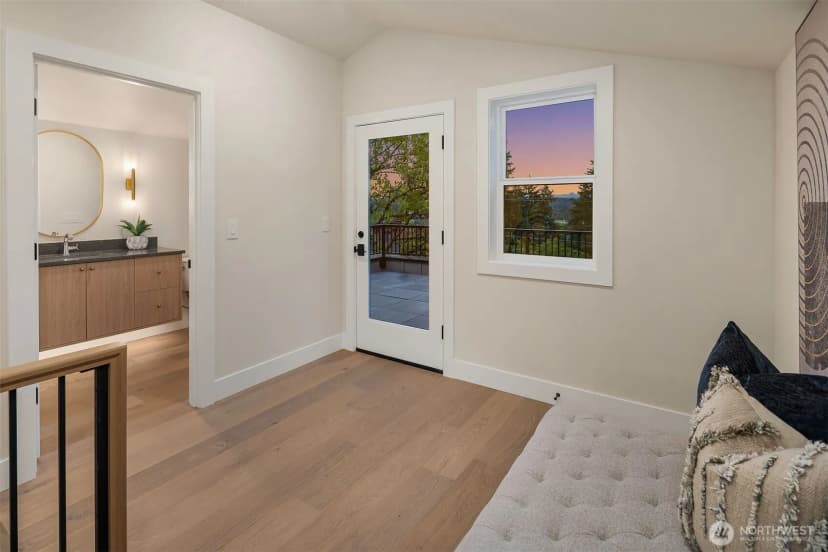 Property photo for 10788 Se 11th Street, Bellevue photo 20