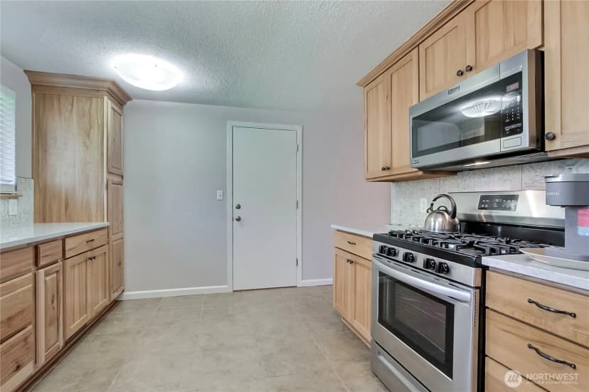 Property photo for 1003 Marshall Drive Se, Tumwater photo 10