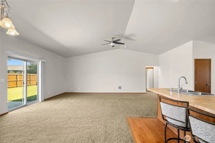 Property photo for 101 E Kristen Avenue, Ellensburg photo 23