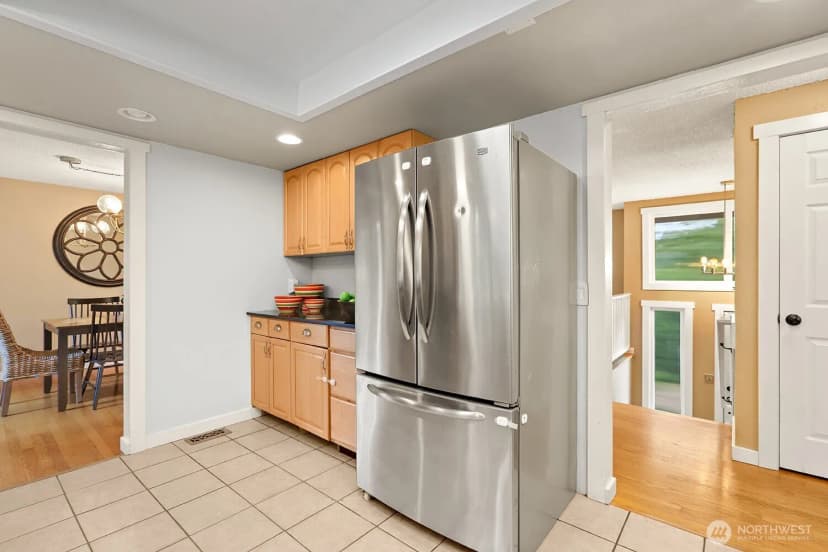Property photo for 21811 1st Avenue W, Bothell photo 9