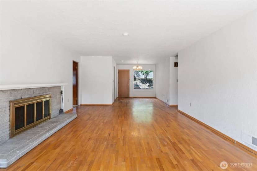 Property photo for 1 Alderwood Court Sw, Lakewood photo 6