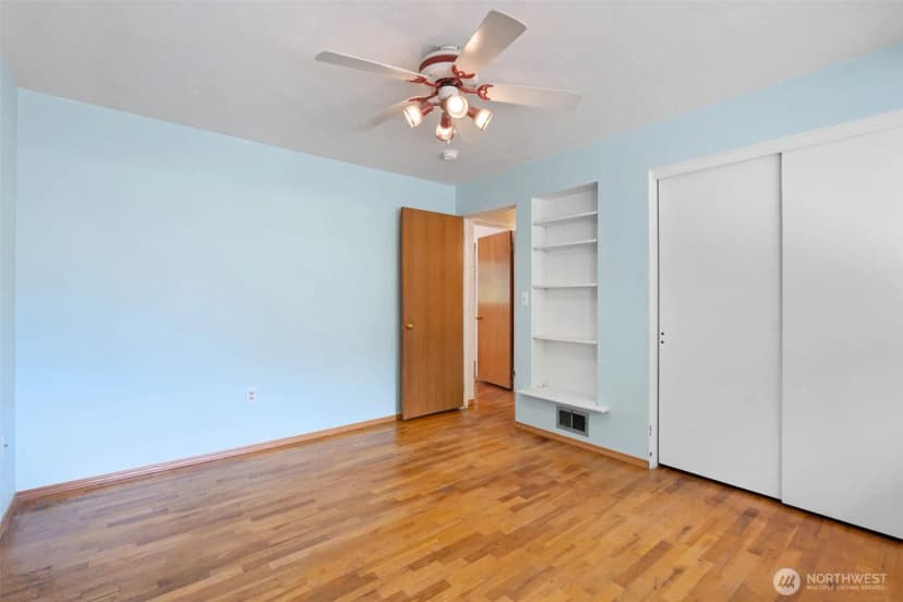 Property photo for 1 Alderwood Court Sw, Lakewood photo 15