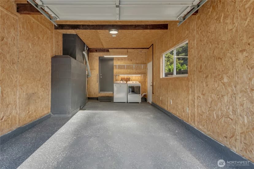 Property photo for 18720 4 Avenue S, Burien photo 16