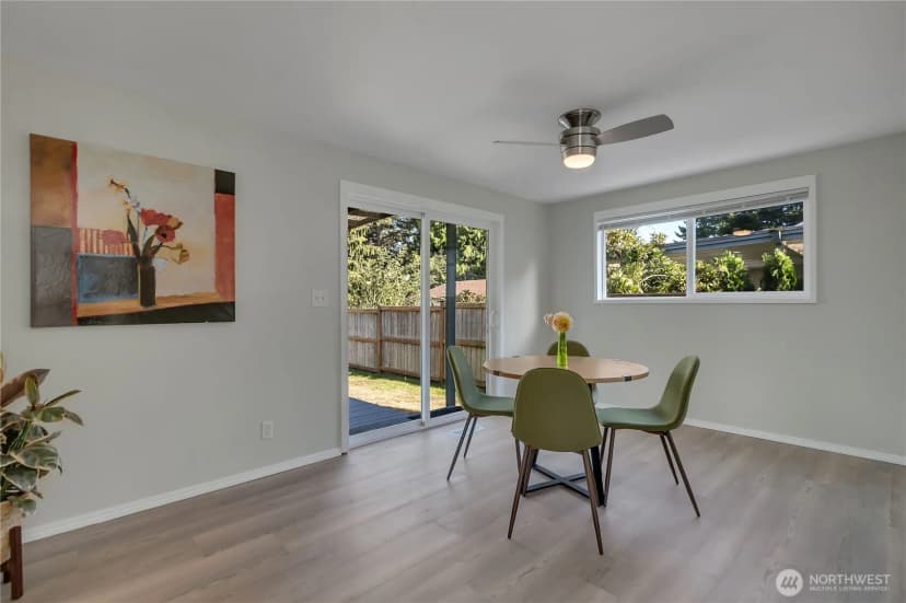 Property photo for 18720 4 Avenue S, Burien photo 10
