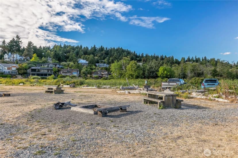 Property photo for 18720 4 Avenue S, Burien photo 26