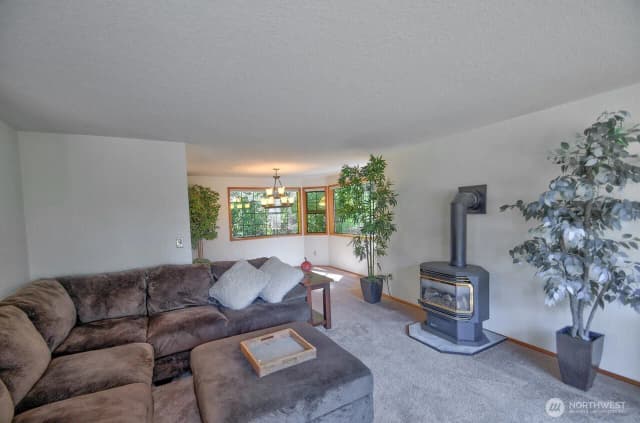 Property photo for 8935 Winners Court Se, Olympia photo 3