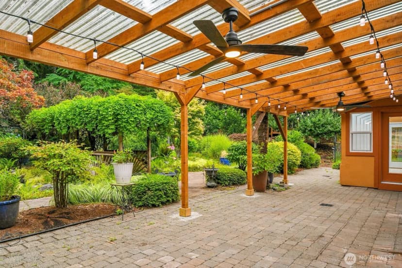 Property photo for 8455 Landing Lane Se, Port Orchard photo 9