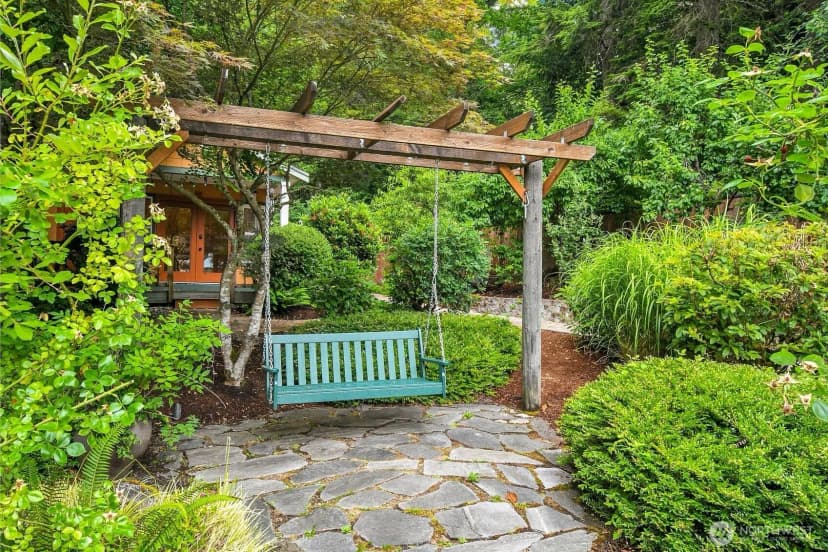 Property photo for 8455 Landing Lane Se, Port Orchard photo 19