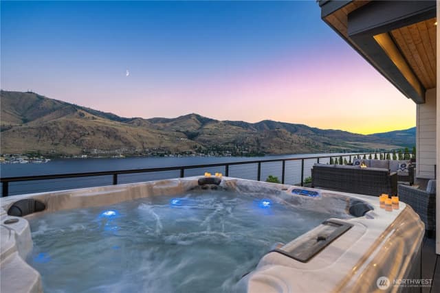 Property photo for 374 Porcupine Lane, Chelan photo 2