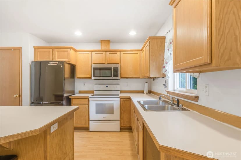 Property photo for 2984 Beaver Place Place, Sedro Woolley photo 19