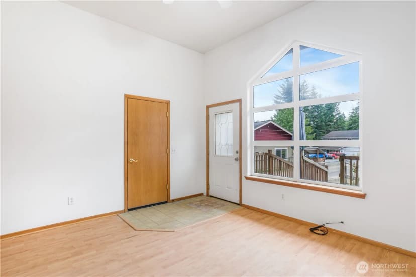 Property photo for 2984 Beaver Place Place, Sedro Woolley photo 11