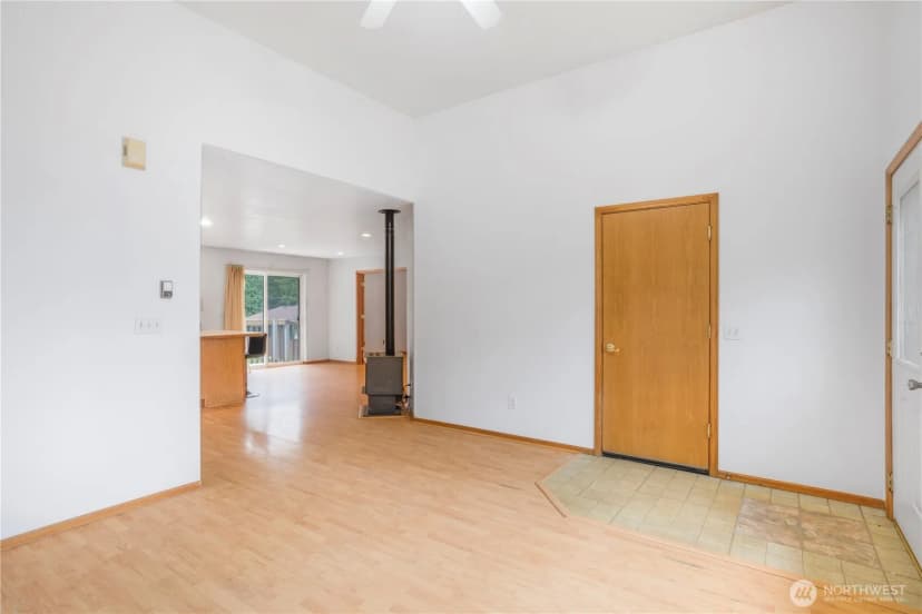 Property photo for 2984 Beaver Place Place, Sedro Woolley photo 12