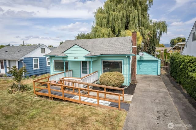 Property photo for 2928 Florida Street, Longview