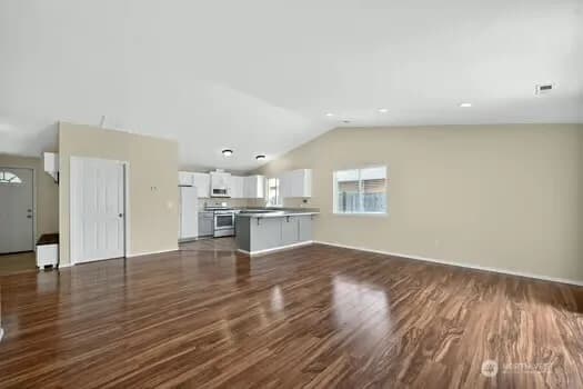 Property photo for 19405 45th Drive Ne, Arlington photo 2