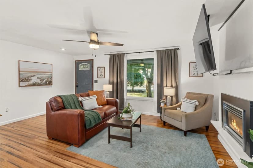 Property photo for 614 217th Street Sw, Bothell photo 10