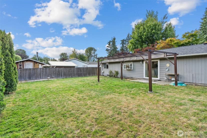 Property photo for 614 217th Street Sw, Bothell photo 21